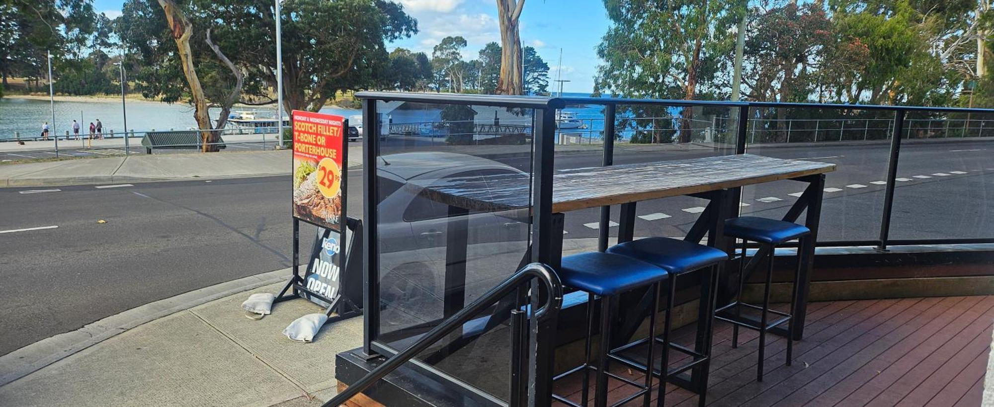The Wharf Hotel Wynyard Exterior photo